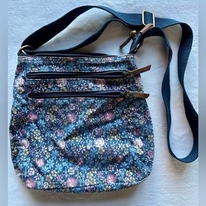 Fat Face canvas crossbody bag. NWOT. Never used.